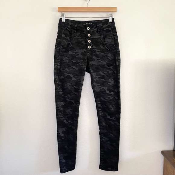 Bevy Flog Commando Button Fly Pant Stretch Cotton Black Camo Size 26 - Picture 3 of 16